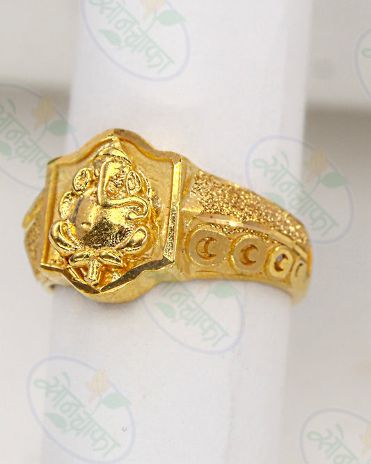 GODDESS GOLD PLATED RING