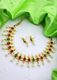 PRETTY MOTI NECKLACE