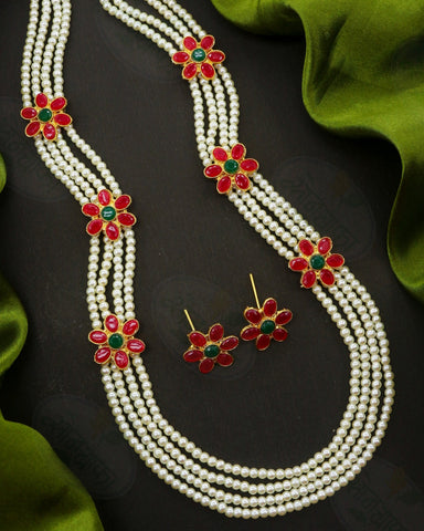 FLORAL BRILLIANCE PEARL NECKLACE