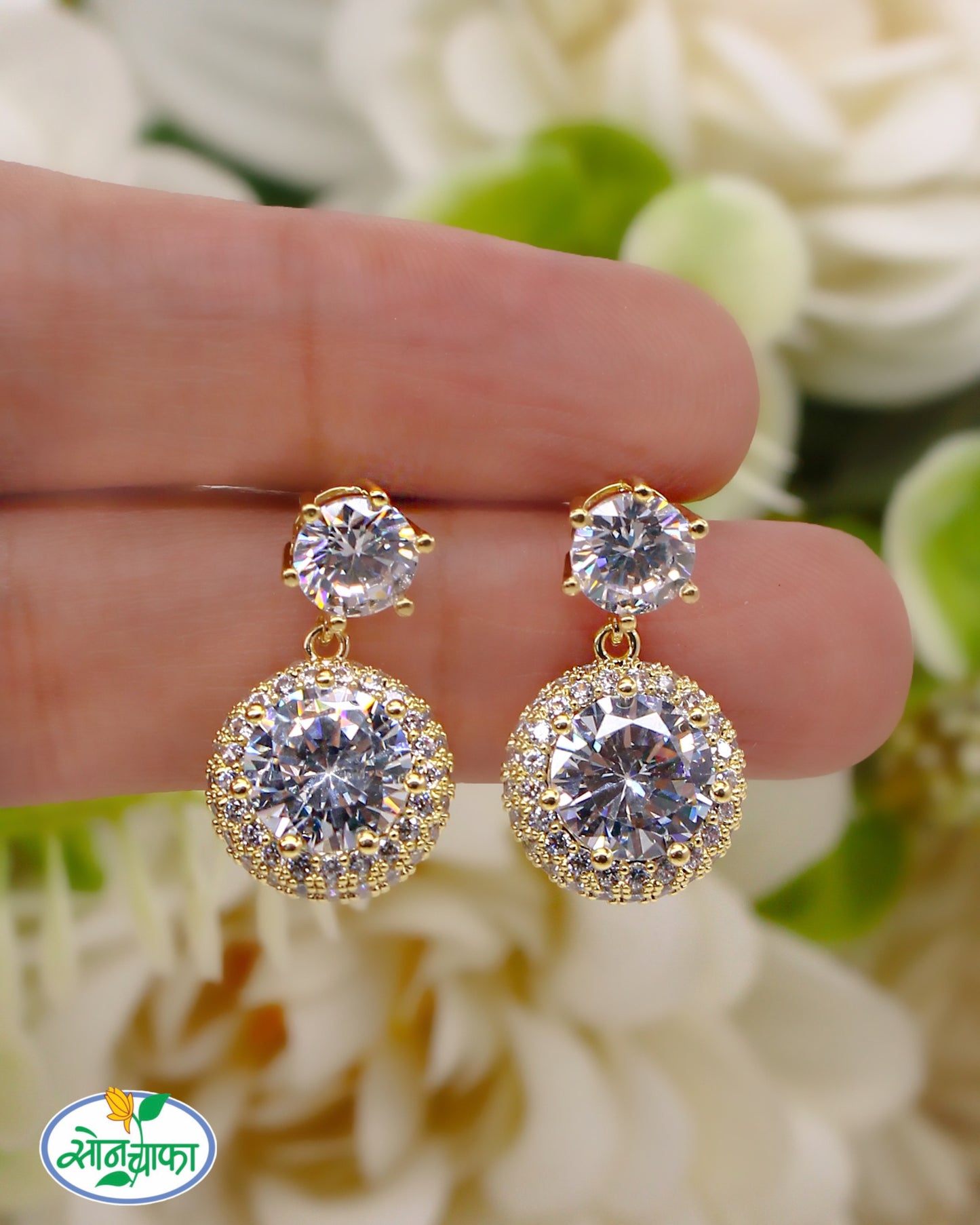 GLAMOROUS DIAMOND EARRINGS