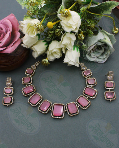 BRILLIANT RAJASI NECKLACE