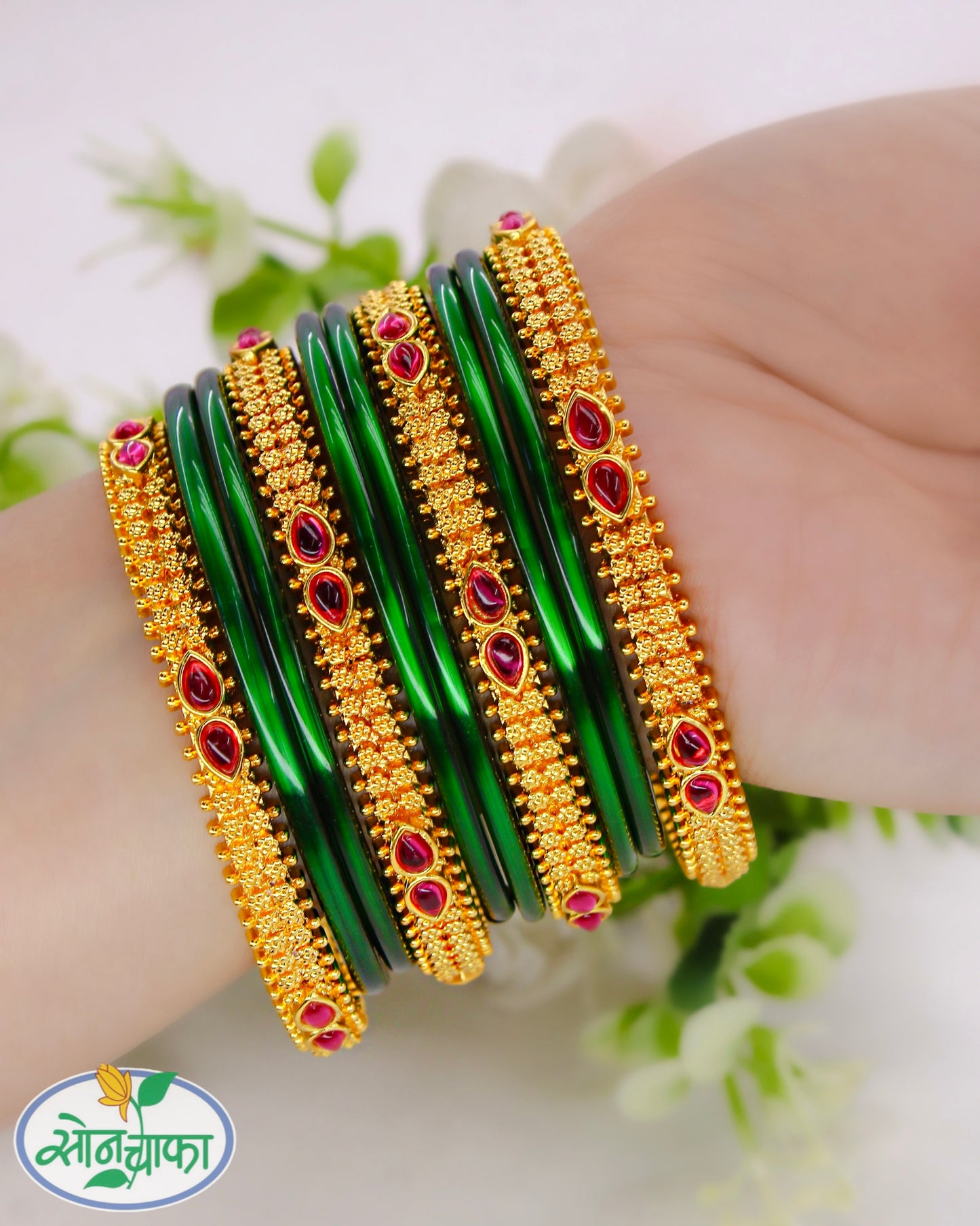 LEAF DESIGNER BANGLES
