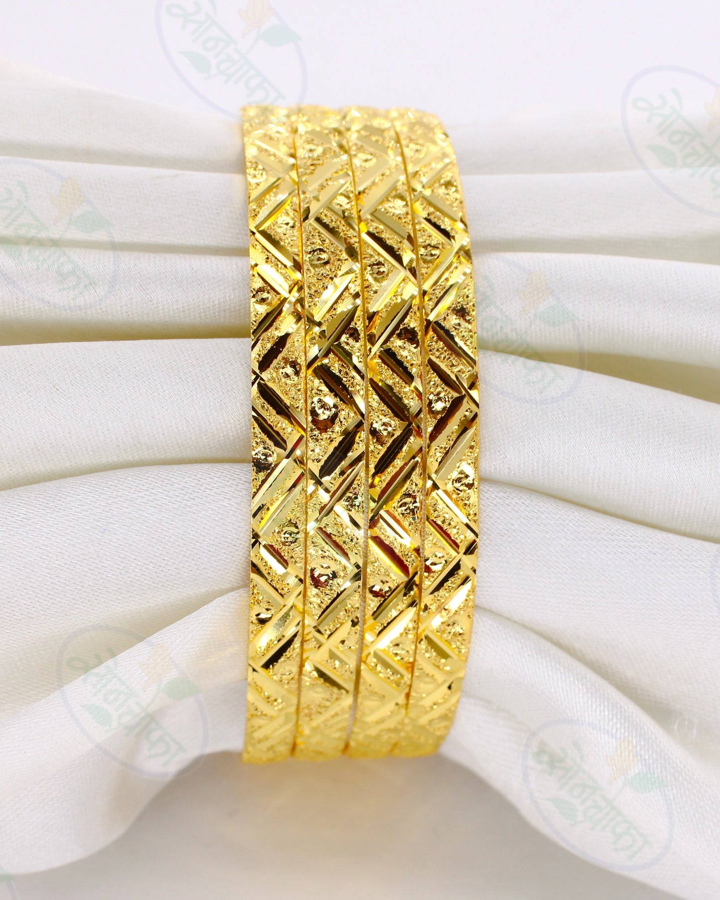 4 PC GOLD PLATED BANGLES