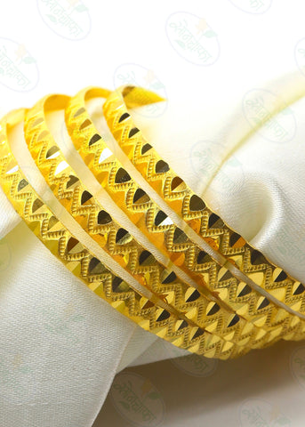 STUNNING GOLD PLATED BANGLES