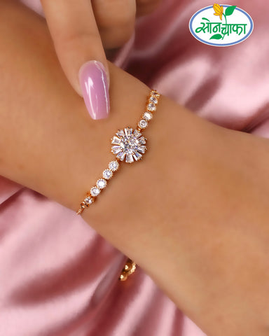 GLINTING GLAM DIAMOND BRACELET