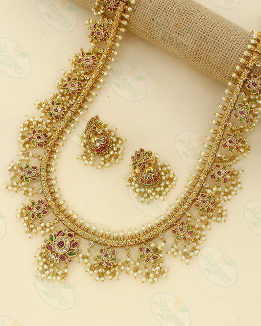SOUTH INDIAN NECKLACE SET