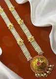 ELEGANT FLORAL PEARL NECKLACE