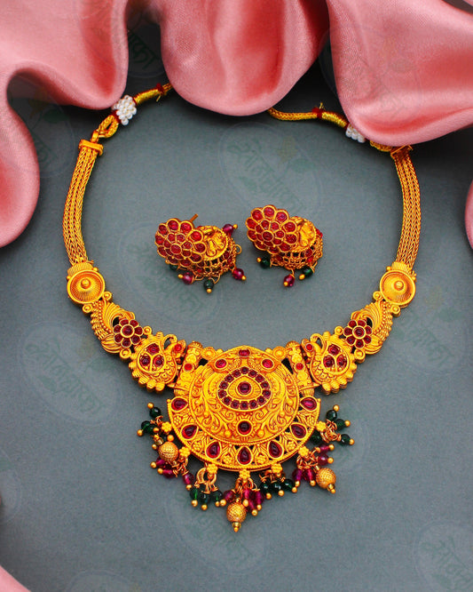 PRETTY PESHWAI NECKLACE