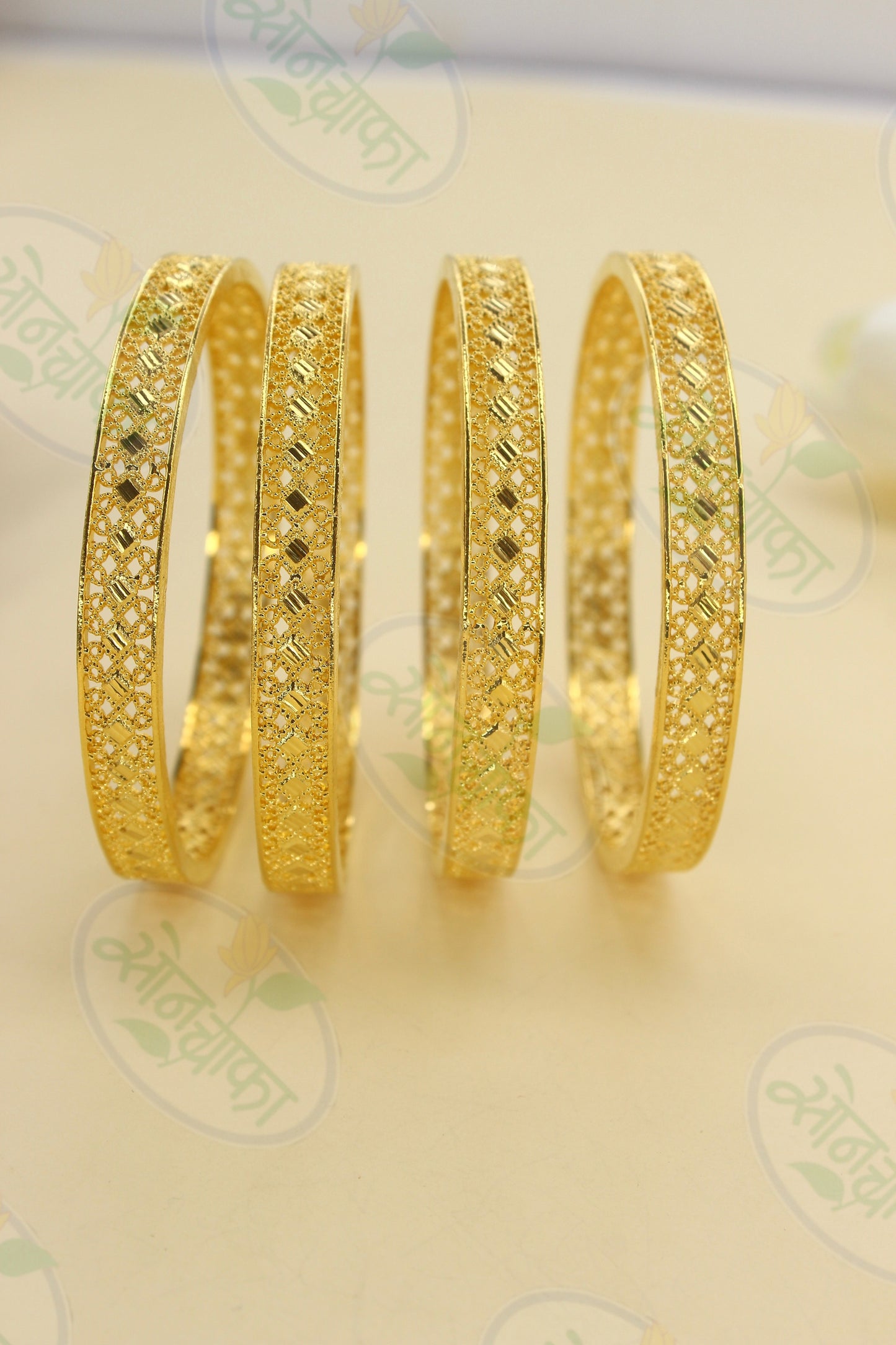 ROYAL GLAM GOLD PLATED BANGLES