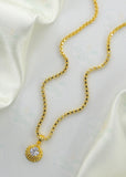 DAZZLING ALLURING GOLDEN CHAIN