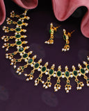 OPULENT TRADITIONAL PEARL NECKLACE