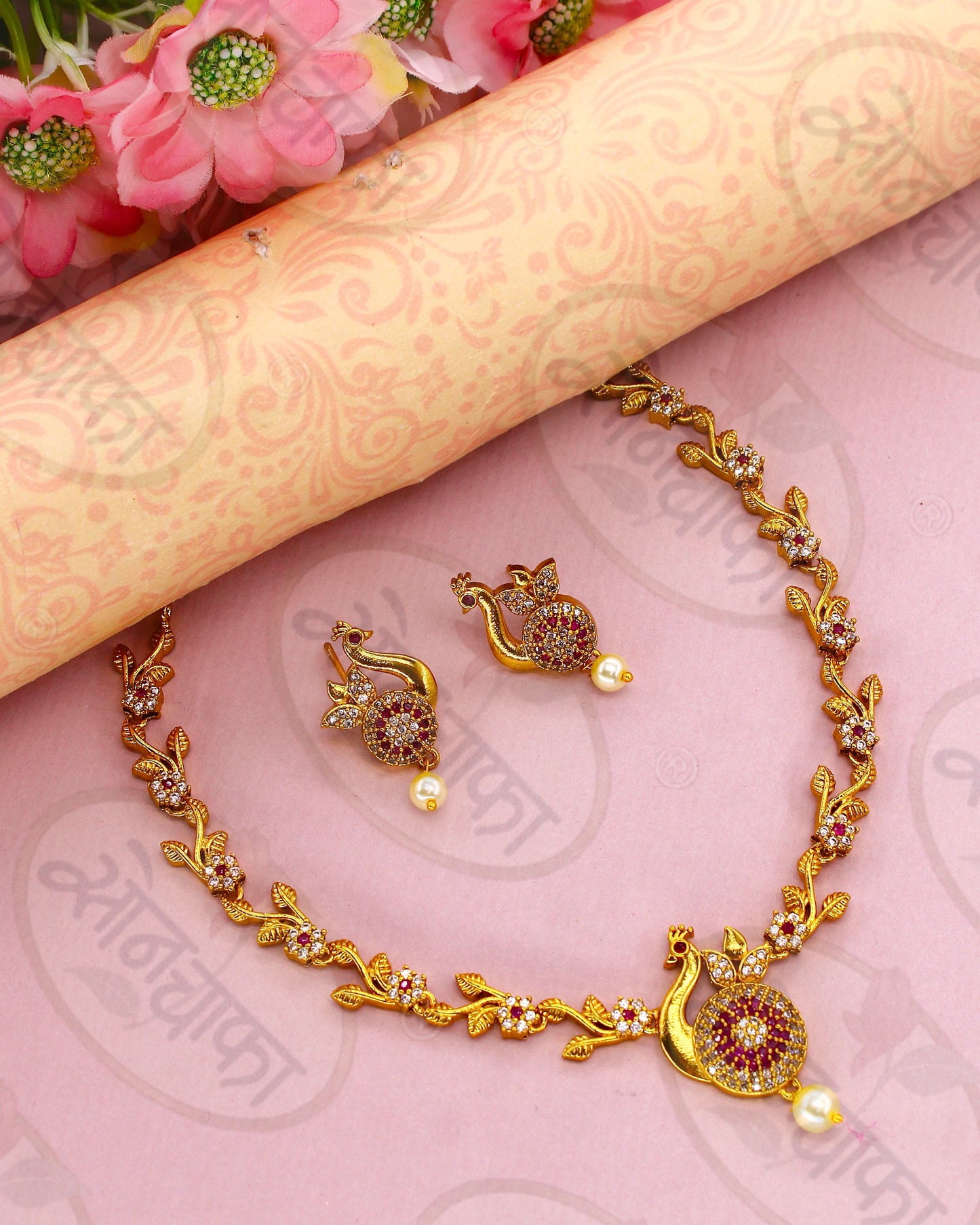 MAJESTIC PEACOCK NECKLACE