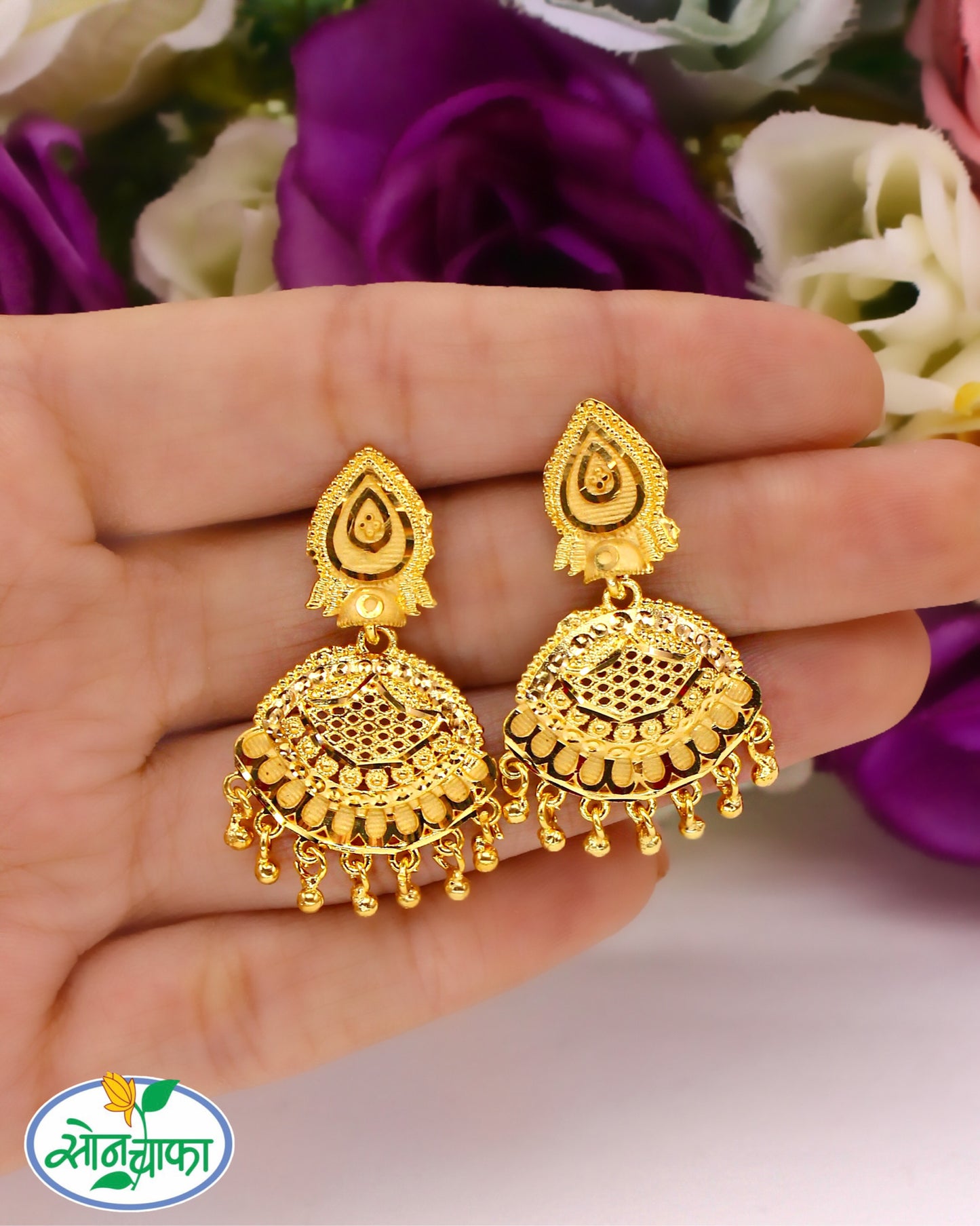 CLASSIC GOLD PLATED EARRINGS