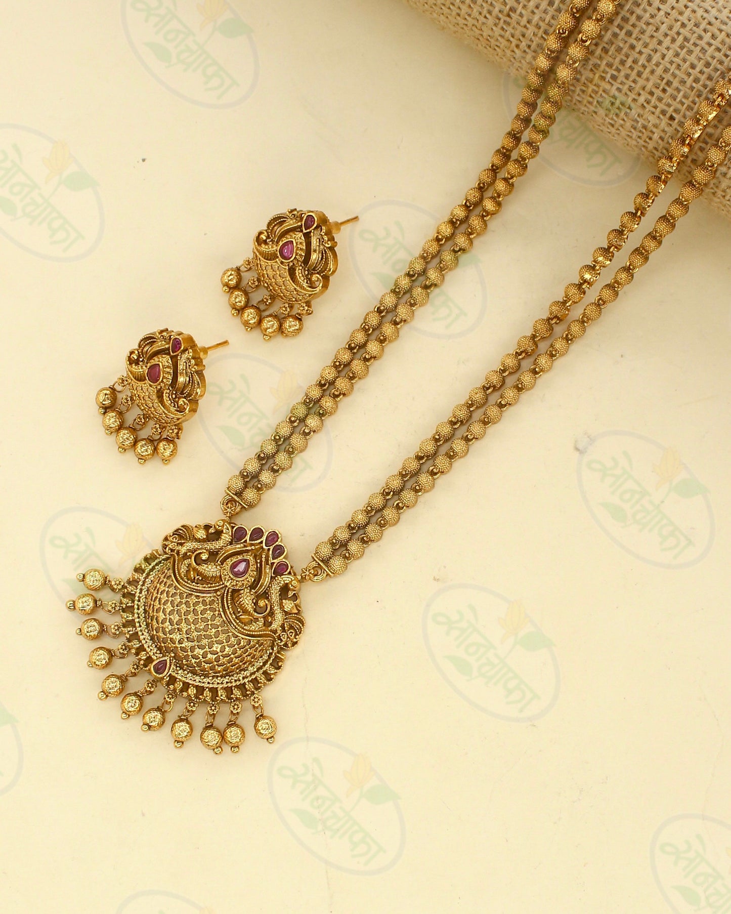 STYLISH GOLDEN BEADS NECKLACE