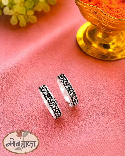 CLASSIC OXIDISED SILVER JODAVI