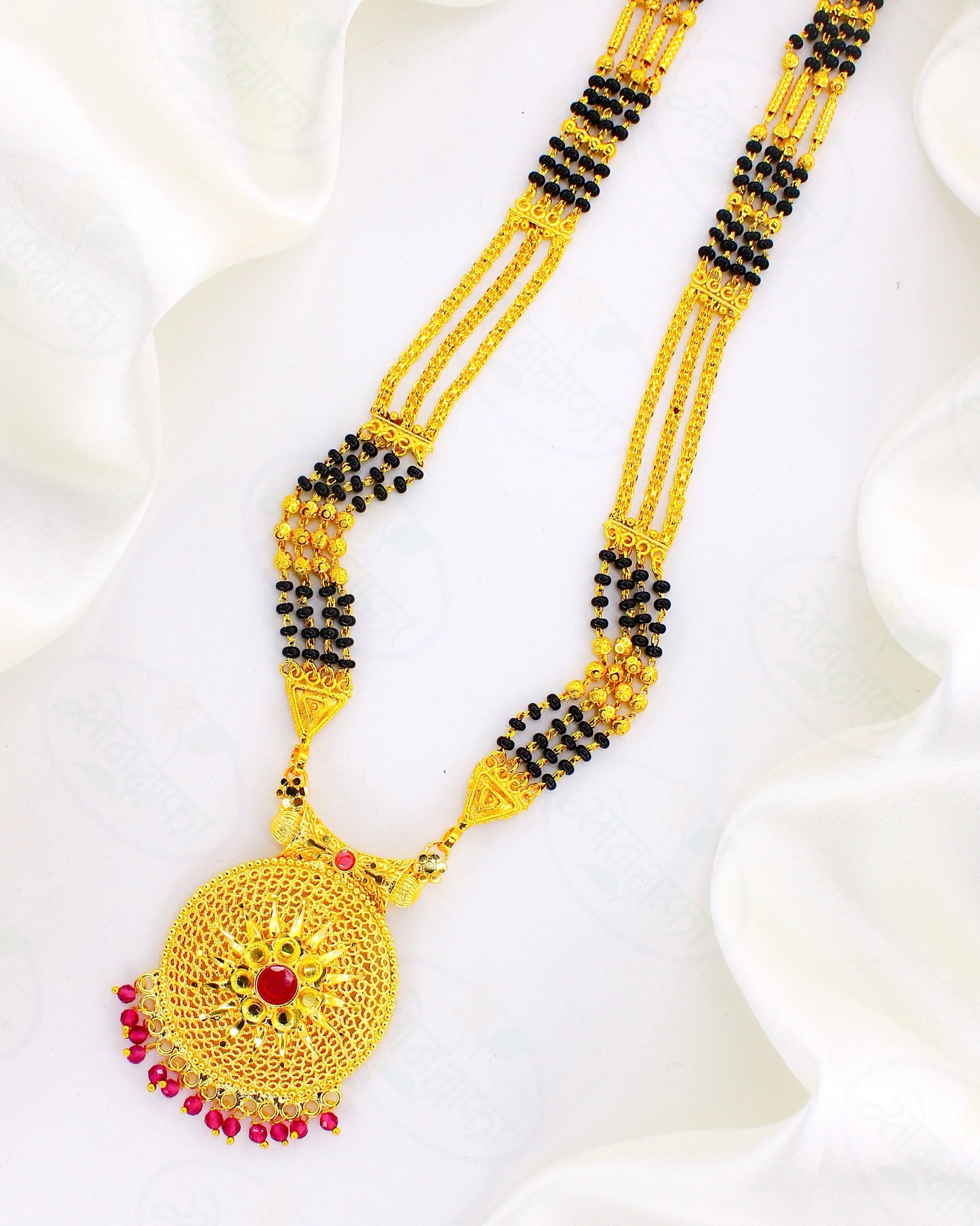 VERY CLASSY MANGALSUTRA