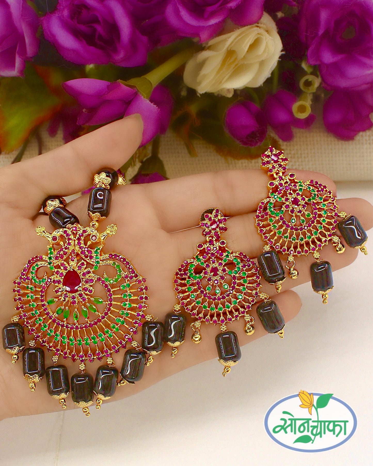BLACK BEADS DESIGNER NECKLACE