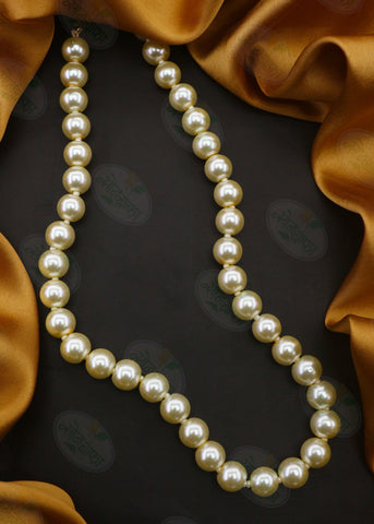 PLEASING PEARLY NECKLACE