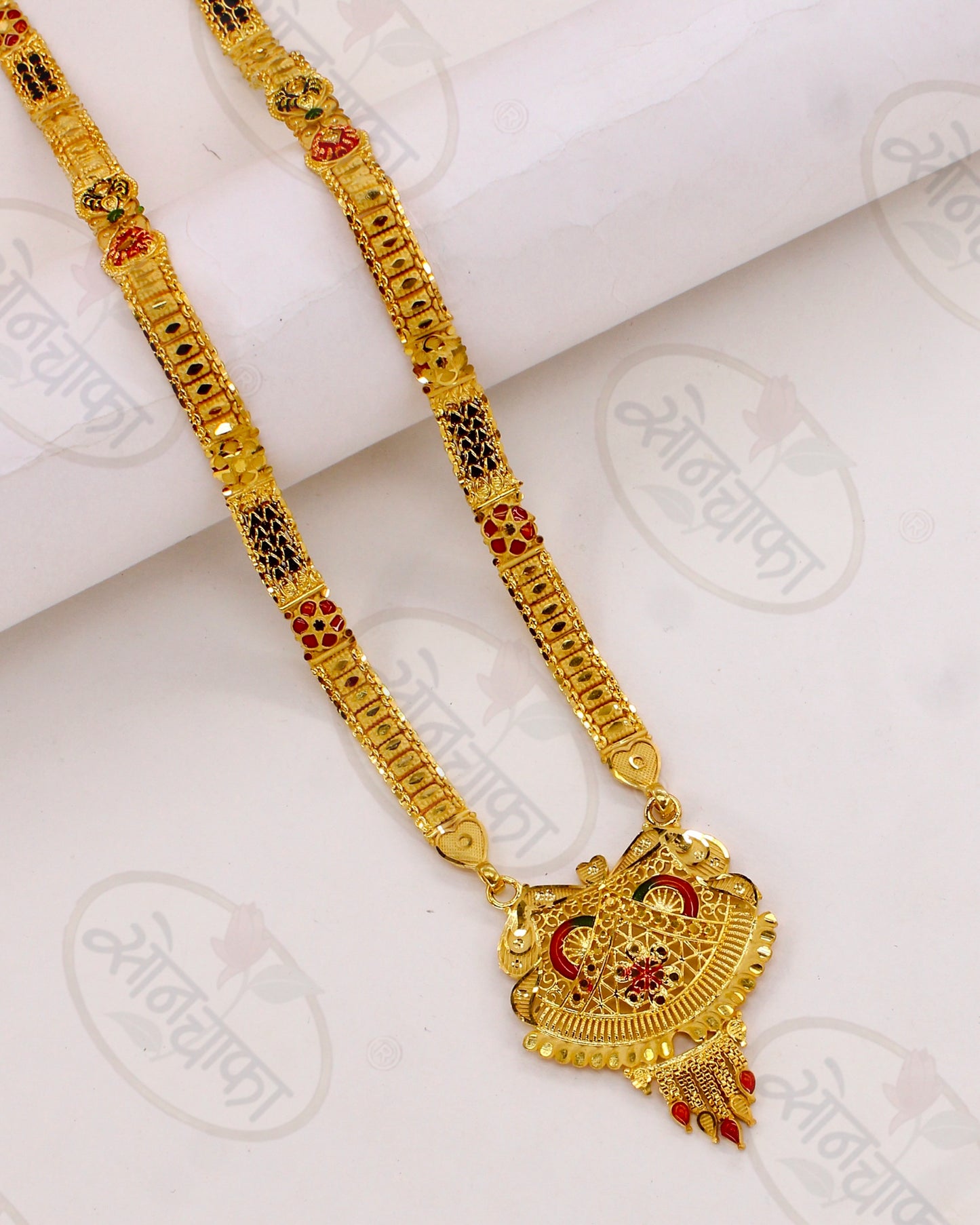 SPARKLING GOLD PLATED MANGALSUTRA