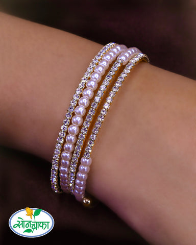 STYLISH GOLDEN FINISH BRACELET