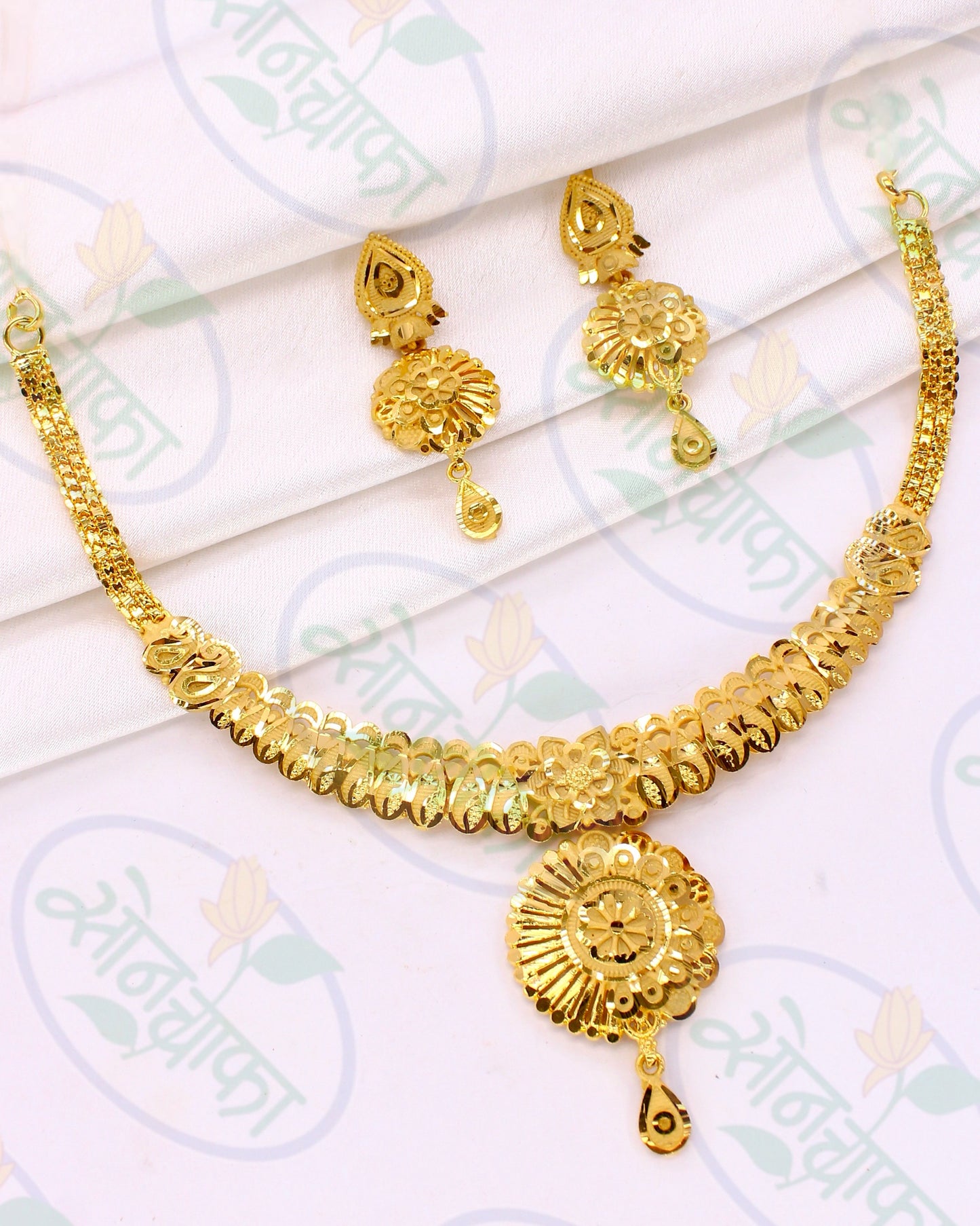 FLORET DESIGNER NECKLACE