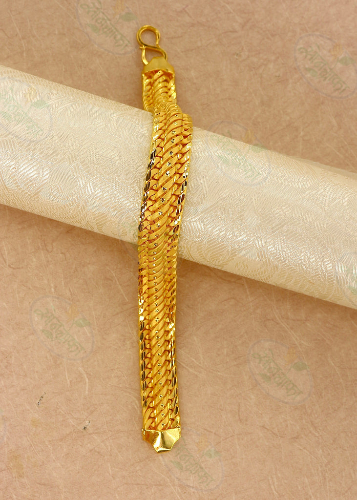 Buy Modish Interlocked Leaf Gold Bracelet - Trinka Collection |GRT Jewellers