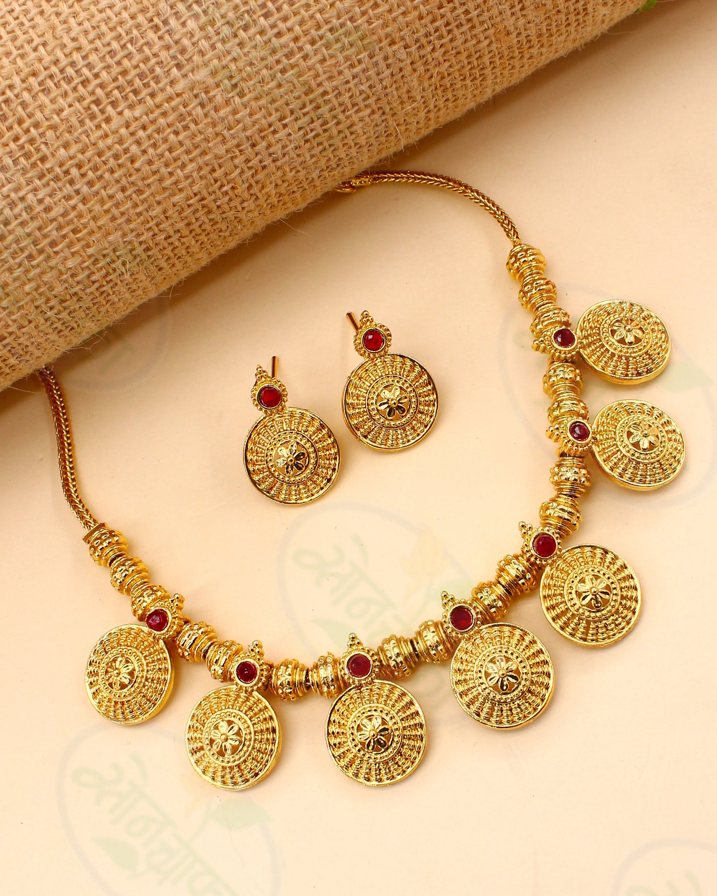 TEMPLE DESIGNER NECKLACE