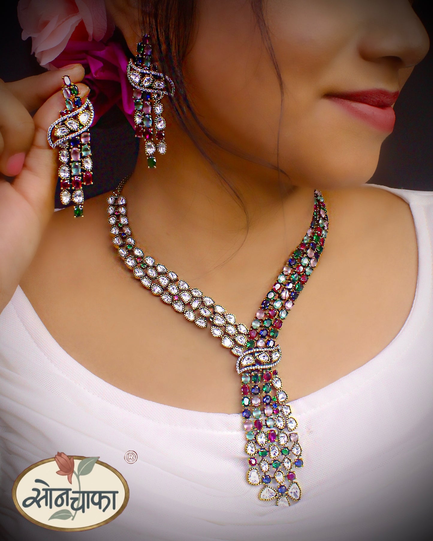 MULTI COLOUR STONE NECKLACE