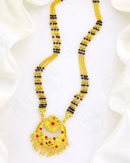 EXCELLENT GOLDEN FINISH MANGALSUTRA