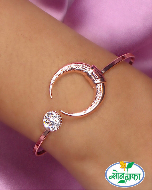 HALF MOON DESIGNER BRACELATE