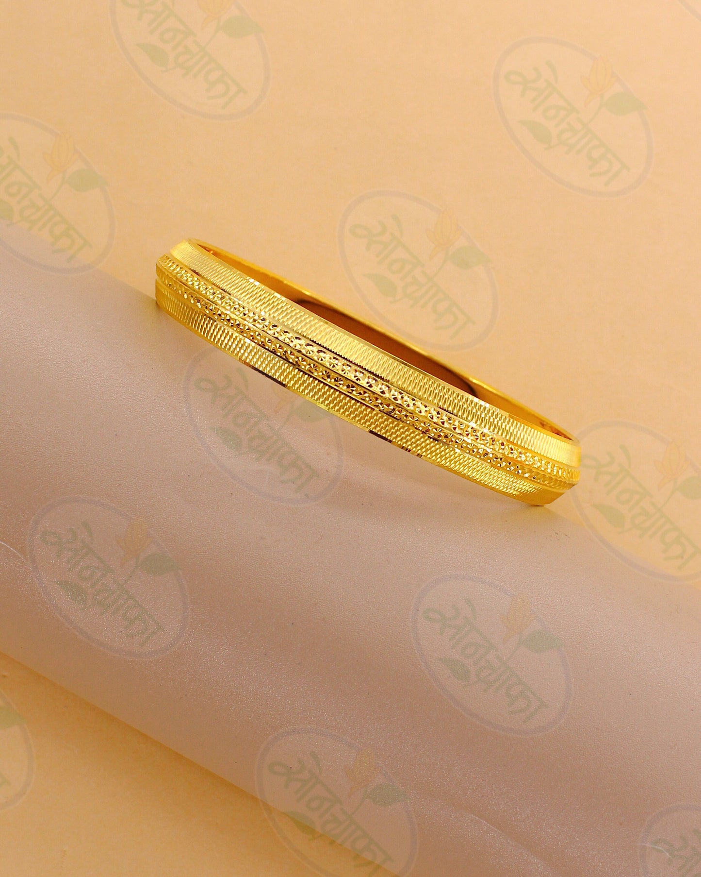 FANCY GOLD MEN'S KADA