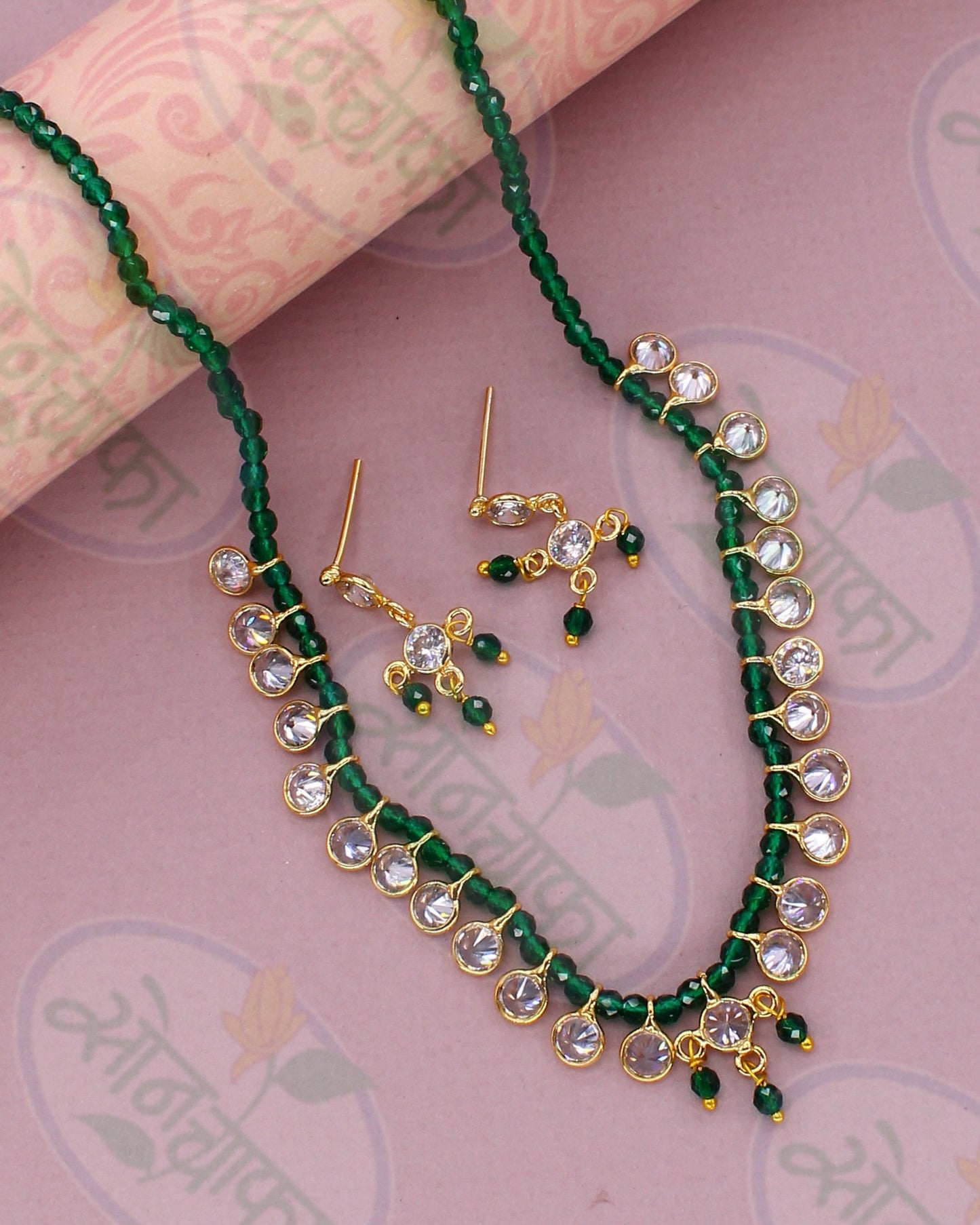 FANCY CRYSTAL NECKLACE