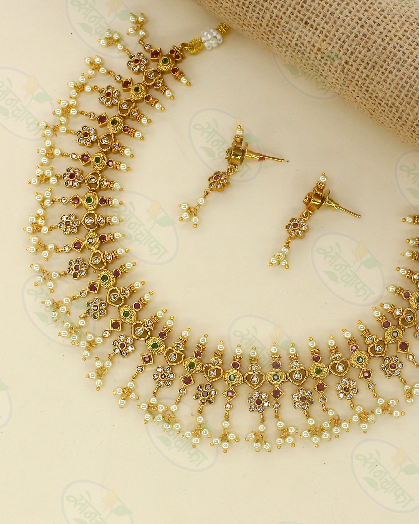 BRILLIANT RAJASI NECKLACE