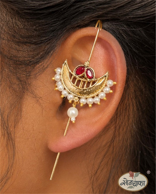 GRACEFUL HALF-MOON DESIGNER EAR-CUFF