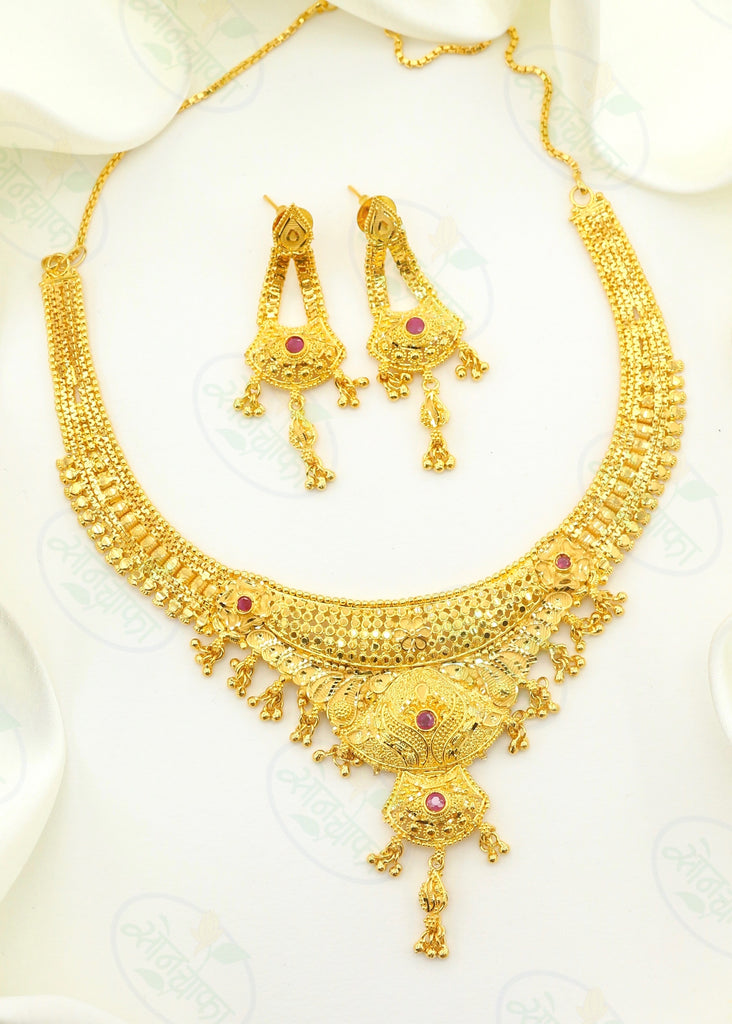 DELIGHT GOLD PLATED NECKLACE – Sonchafa