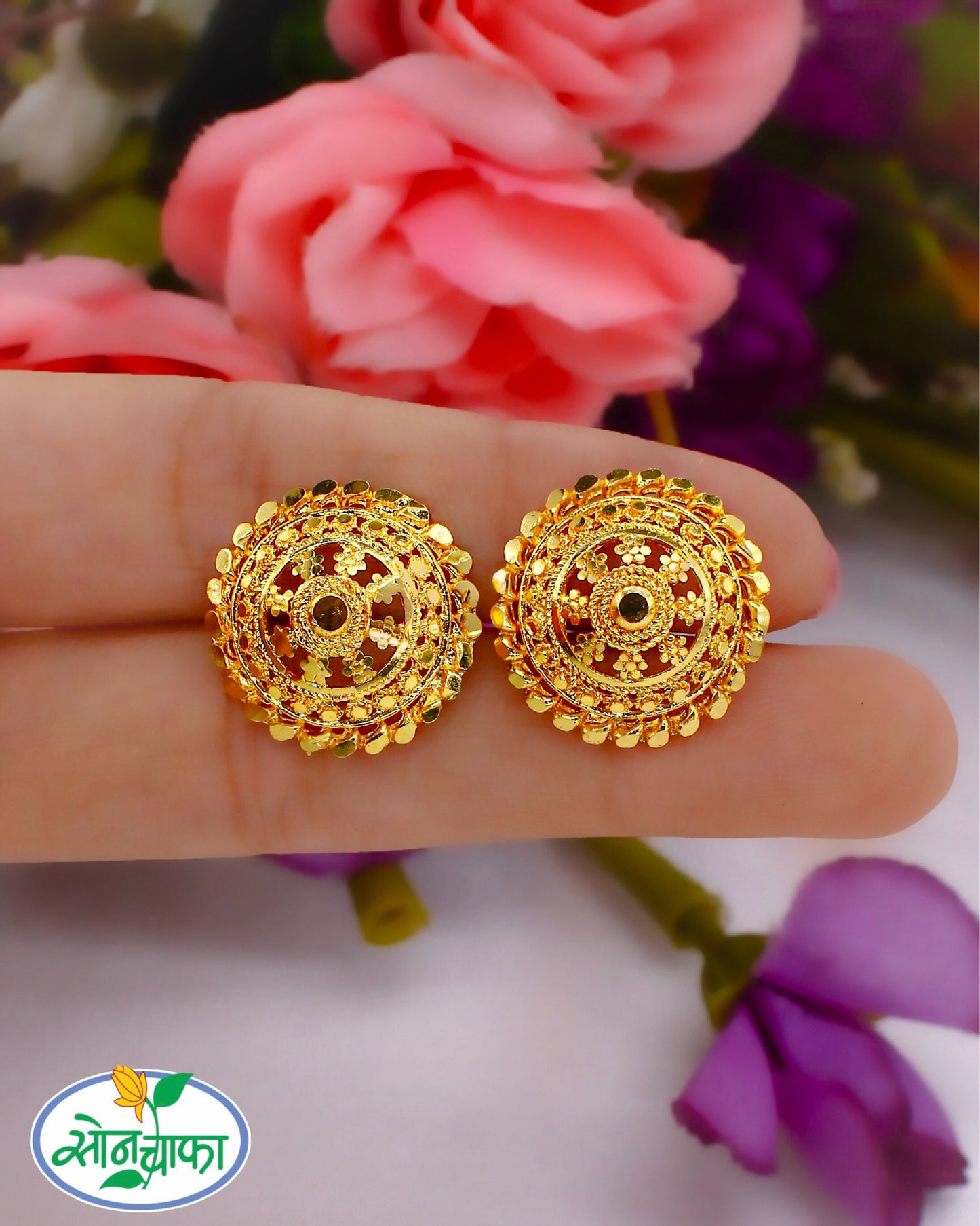 DELIGHT GOLD PLATED EARRINGS