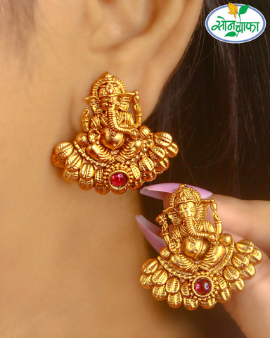 GOLDEN GLAM EARRINGS