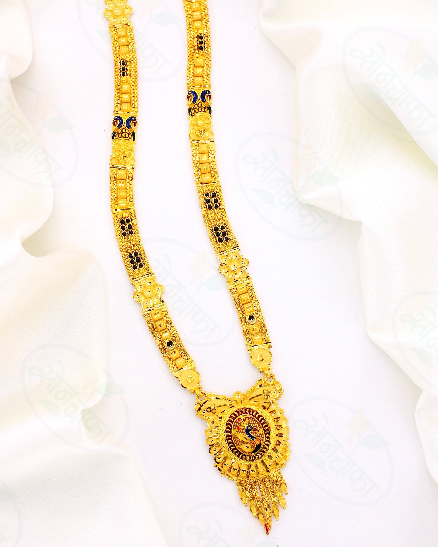 SHIMMERING OPULANCE GOLD PLATED MANGALSUTRA