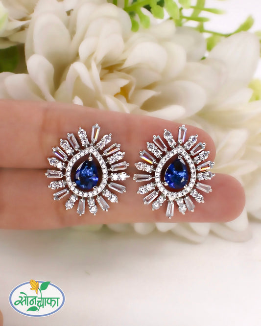 GLAMOROUS DIAMOND STUDS
