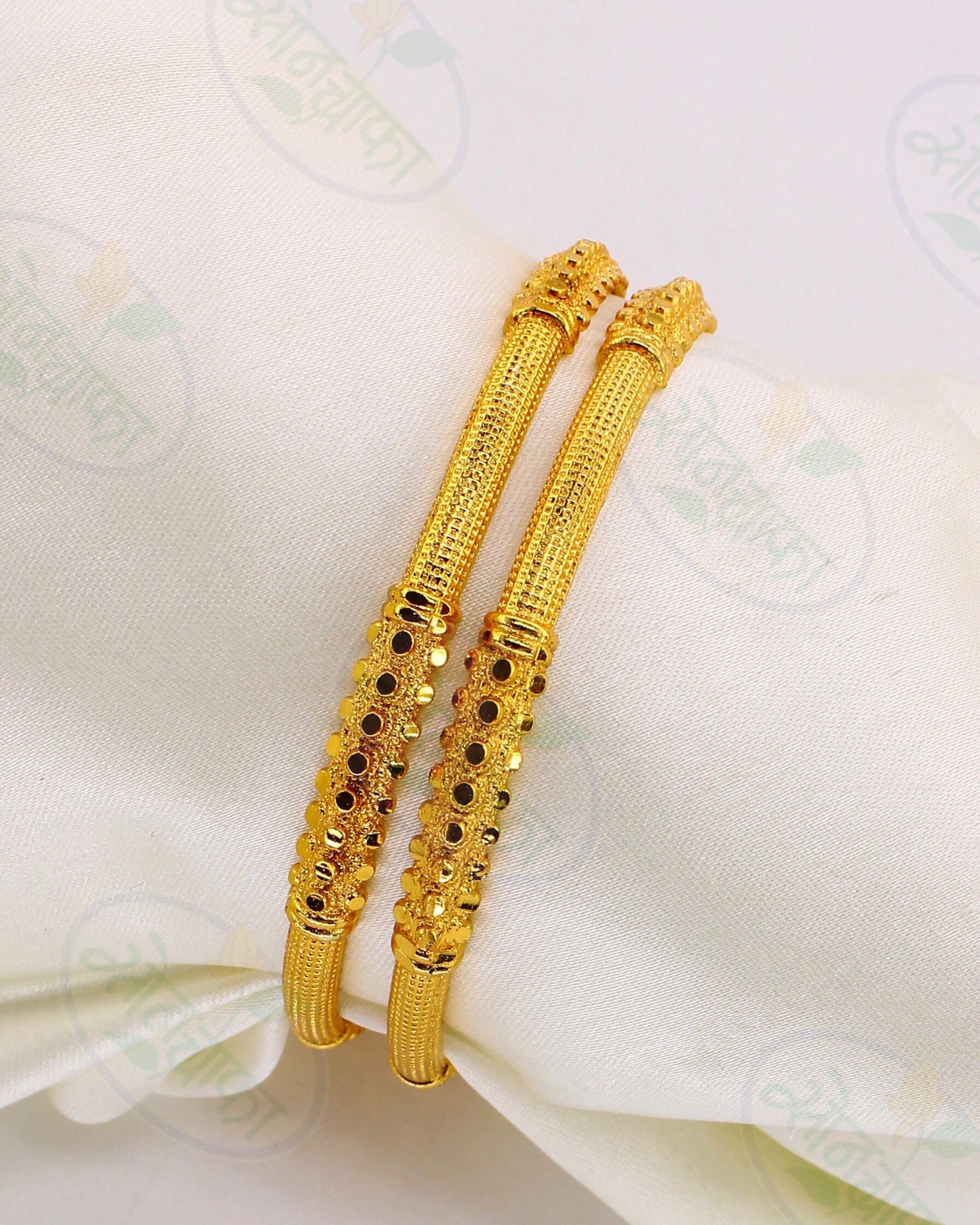 GOLDEN GLEAM ANTIQUE BANGLES