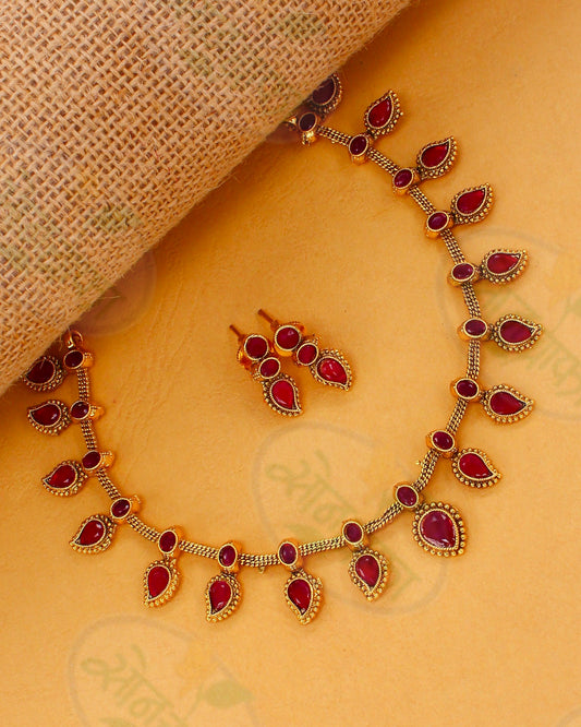 LEAF DESIGNER NECKLACE