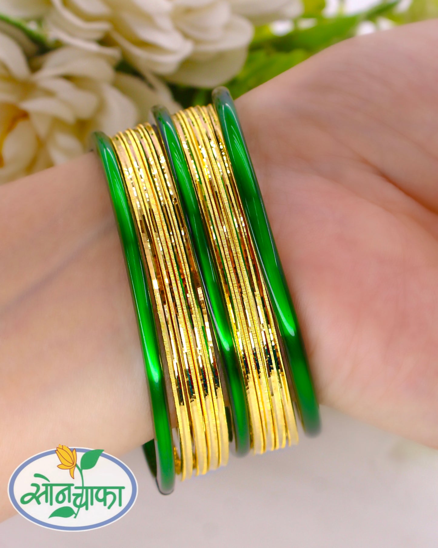 CLASSICAL GOLD PALTED BANGLES