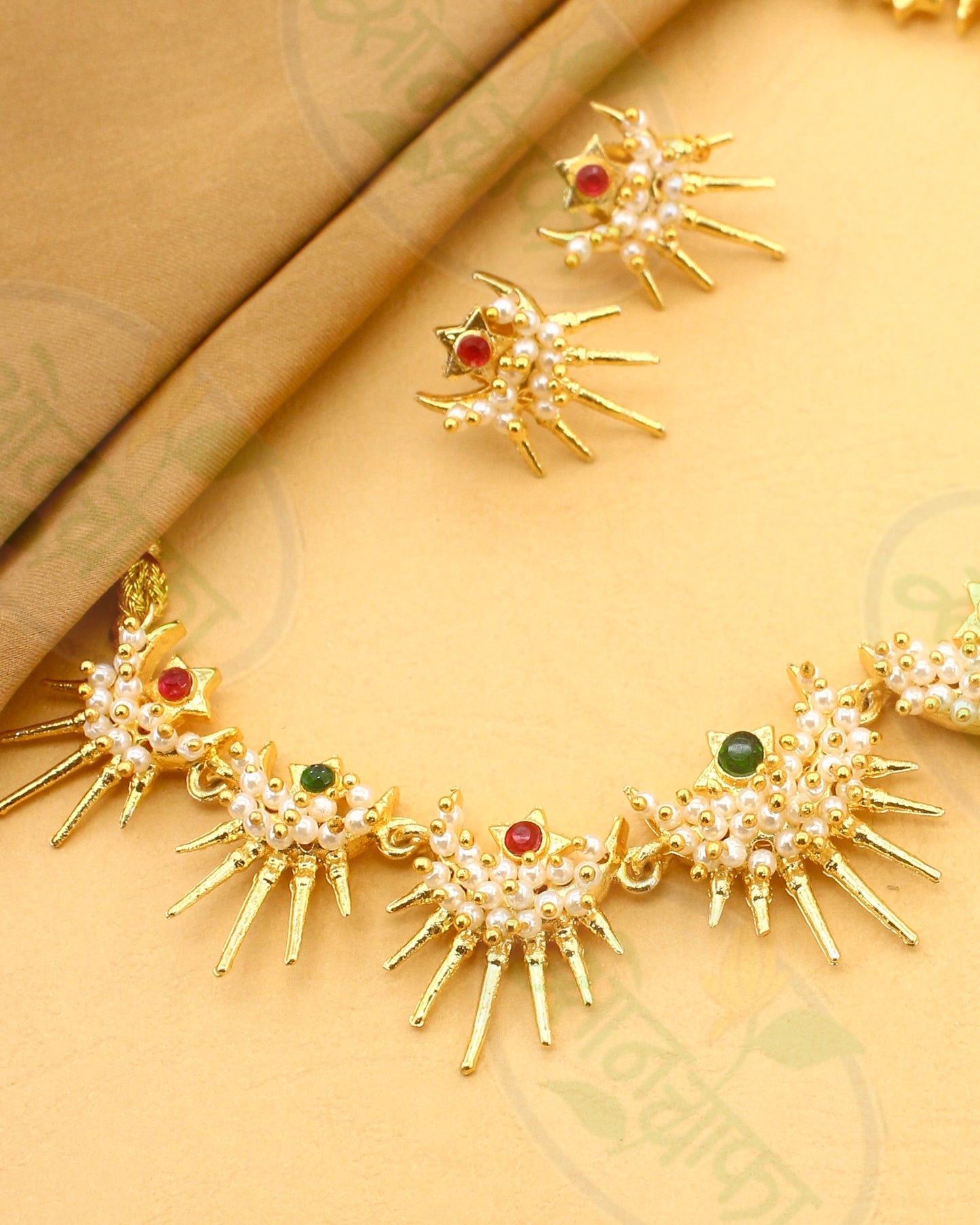 CHANDRAKOR MOTI NECKLACE