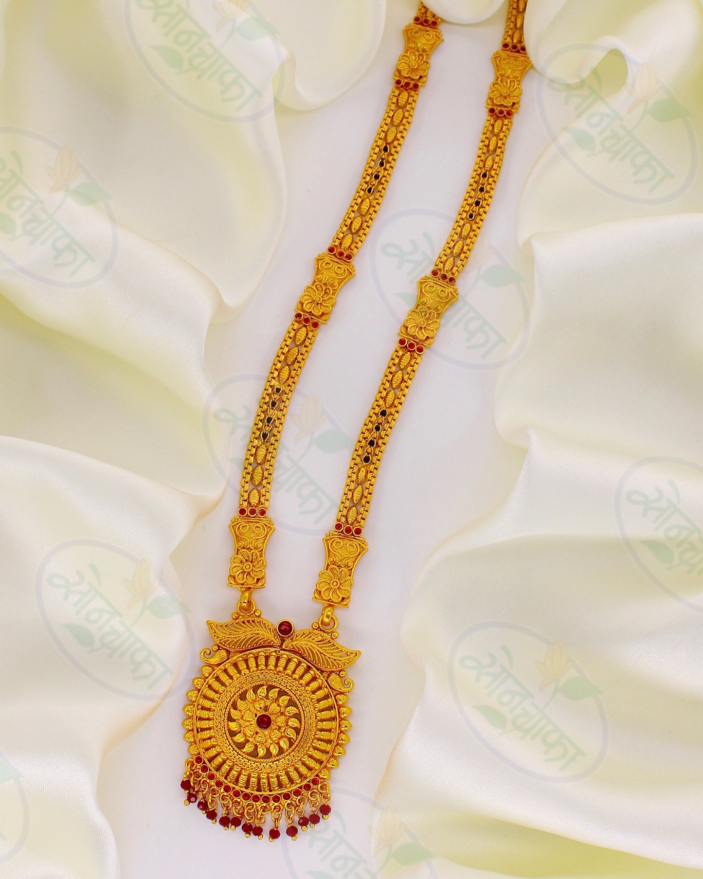 GLOSSY PESHWAI MANGALSUTRA