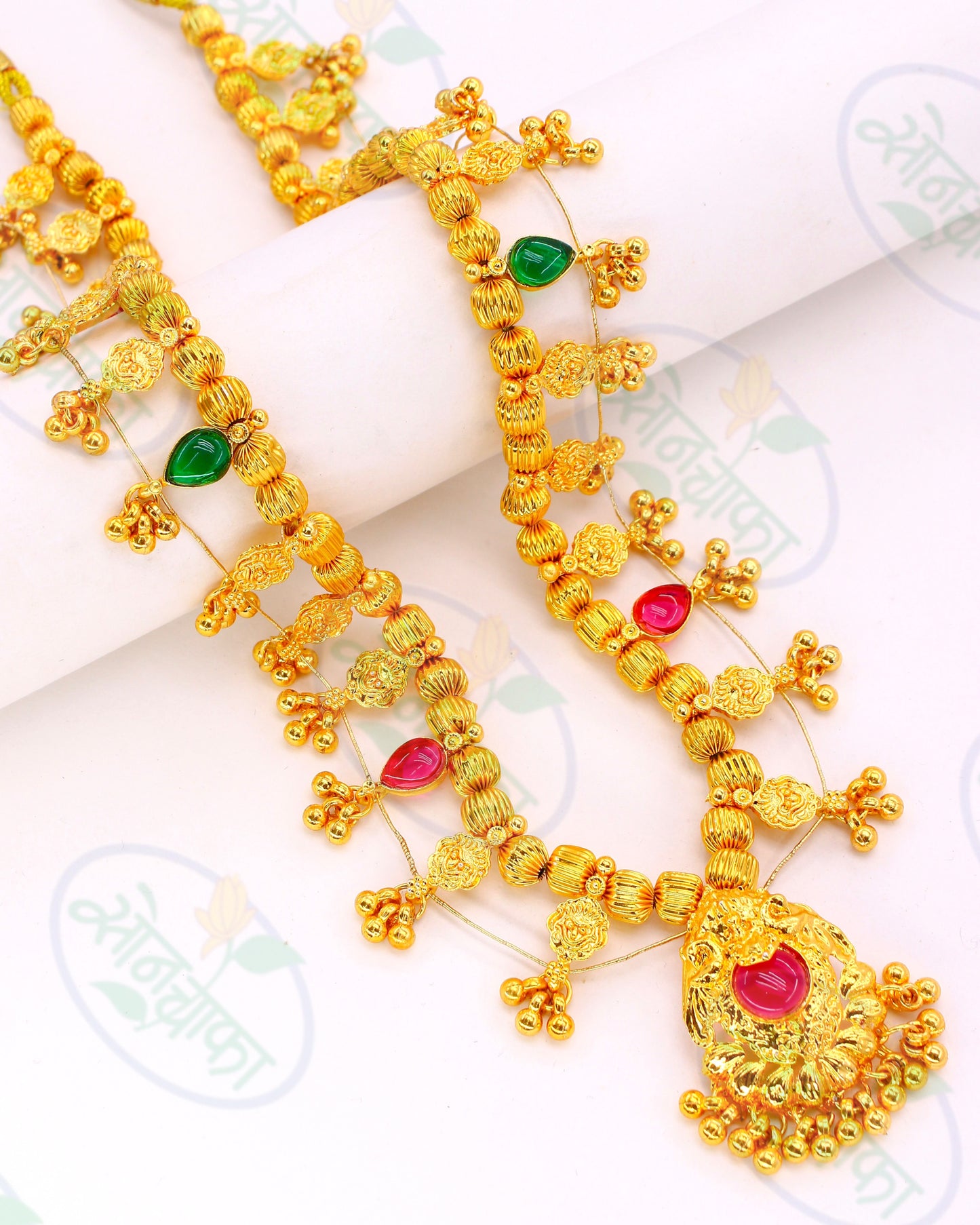 TRENDY KOLHAPURI SAAJ