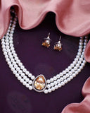 STYLISED PEARL BEADS NECKLACE