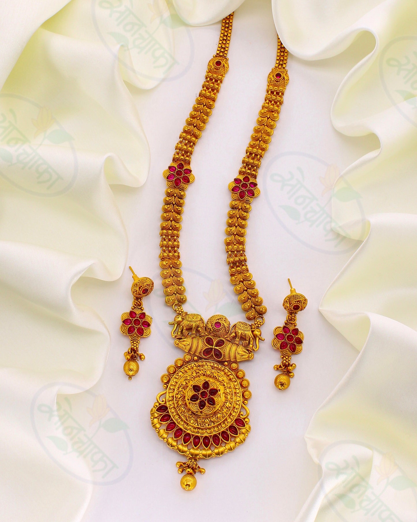 CLASSIC PESHWAI NECKLACE