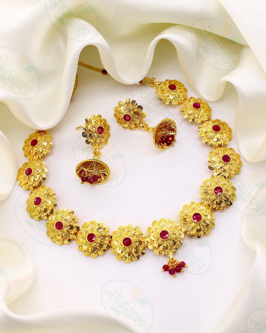 PRETTY FLORET NECKLACE