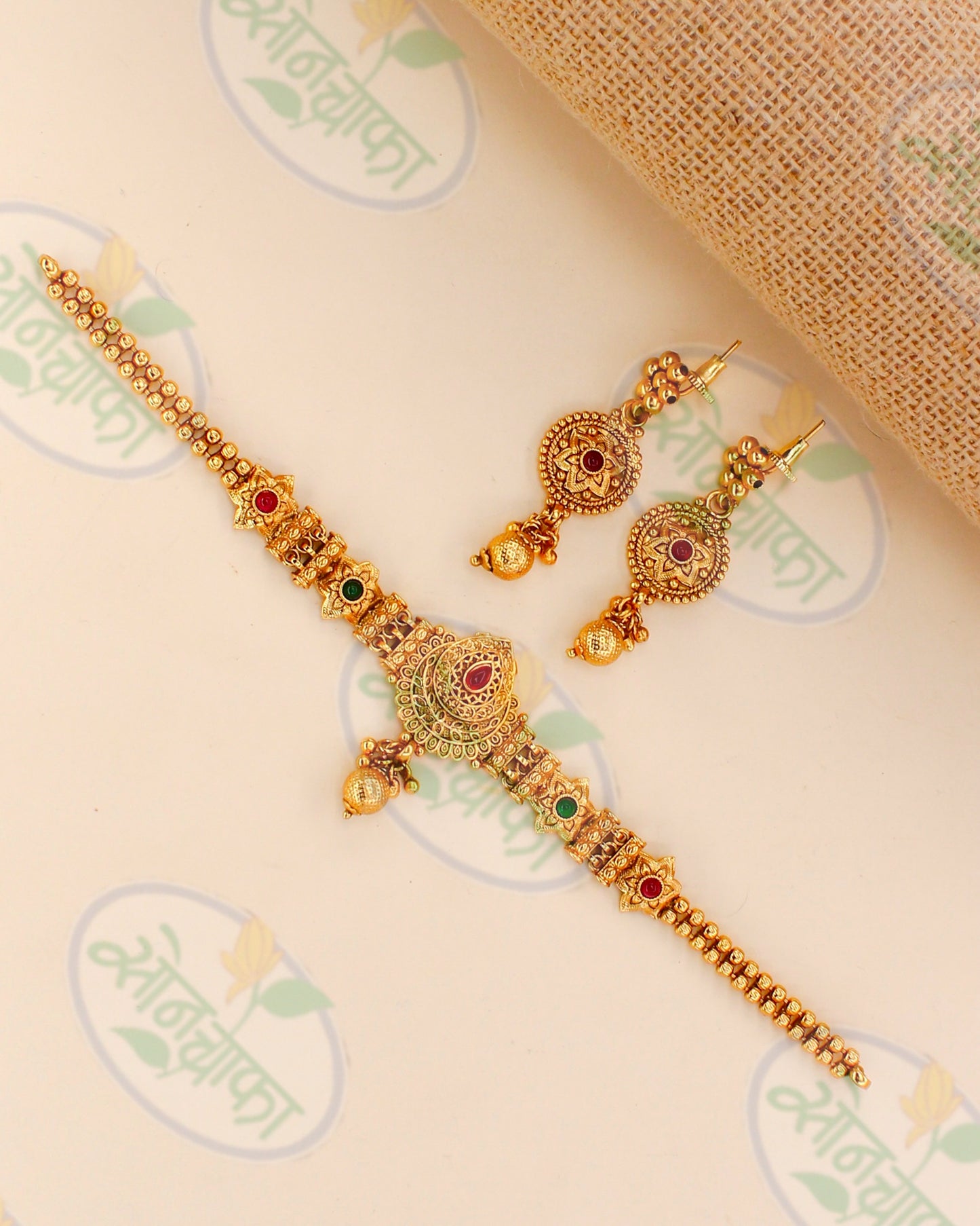 DELIGHT ANTIQUE CHOKER SET