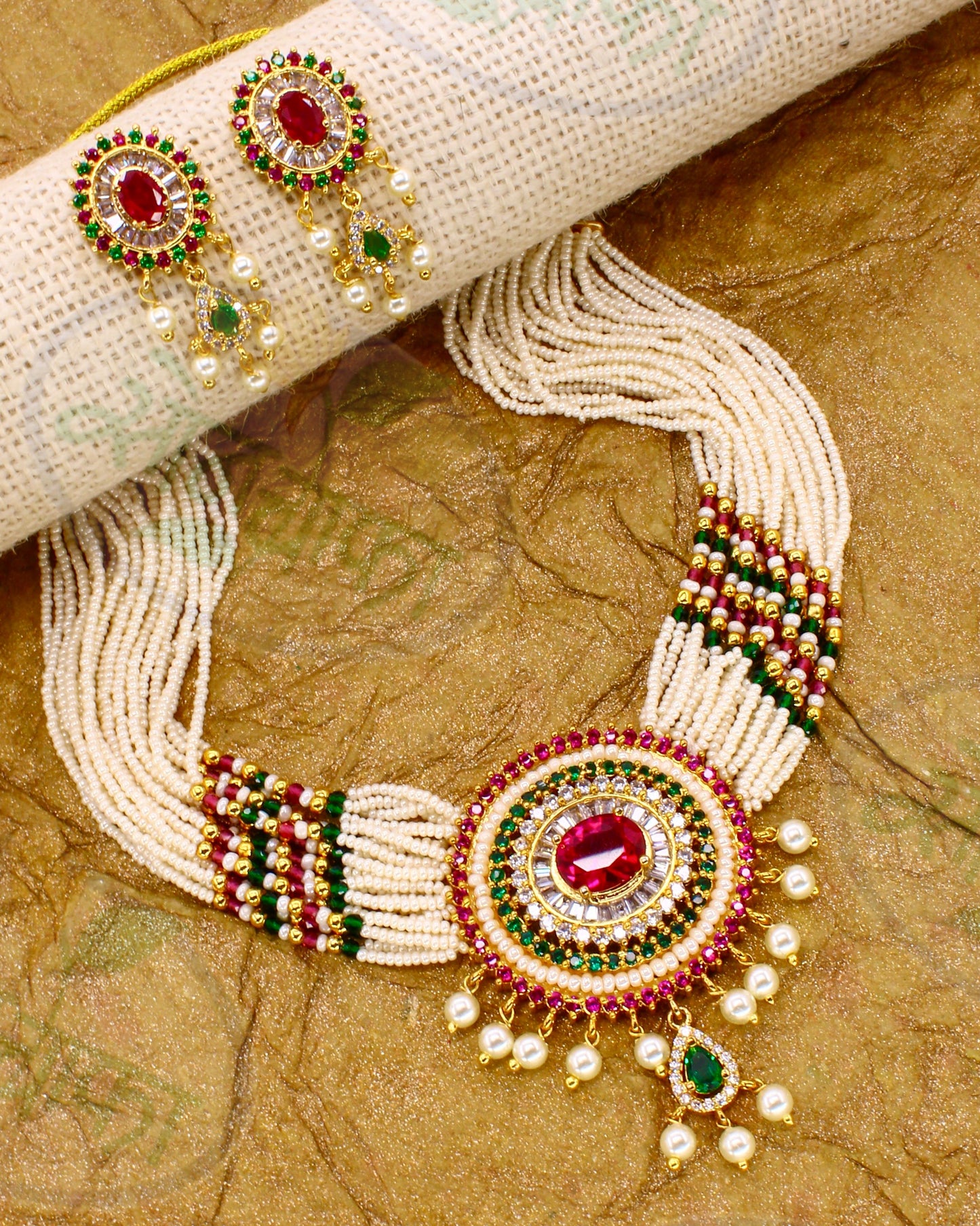 CIRCLE DESIGNER  CHOKER SET